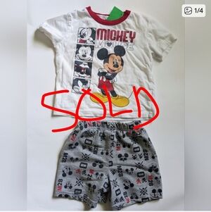 Disney Junior Mickey Mouse Shirt and Short Set Size 24 months